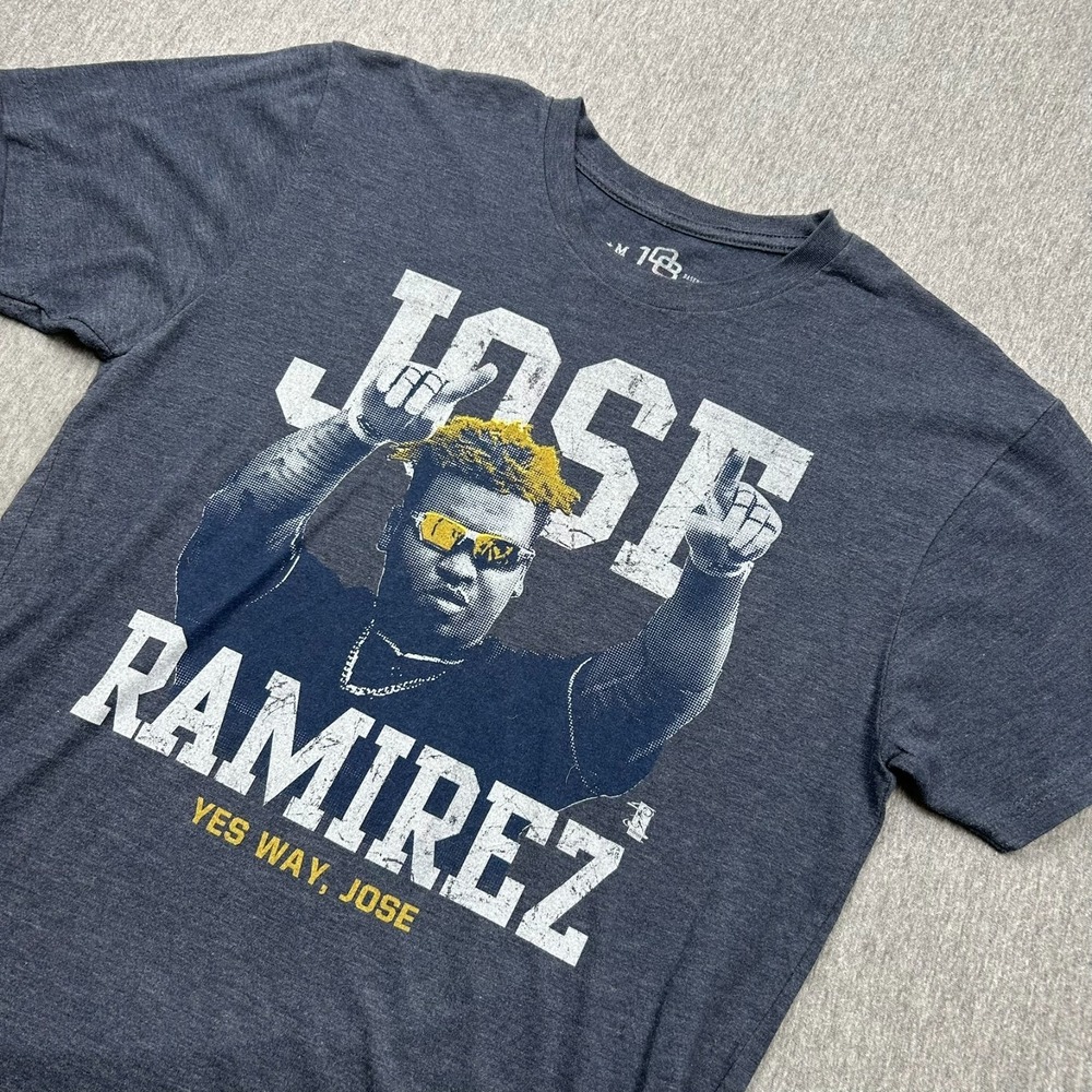 Jose Ramirez Short Sleeve Tshirt Cleveland Medium 108 Stitches Blue‎ Graphic
